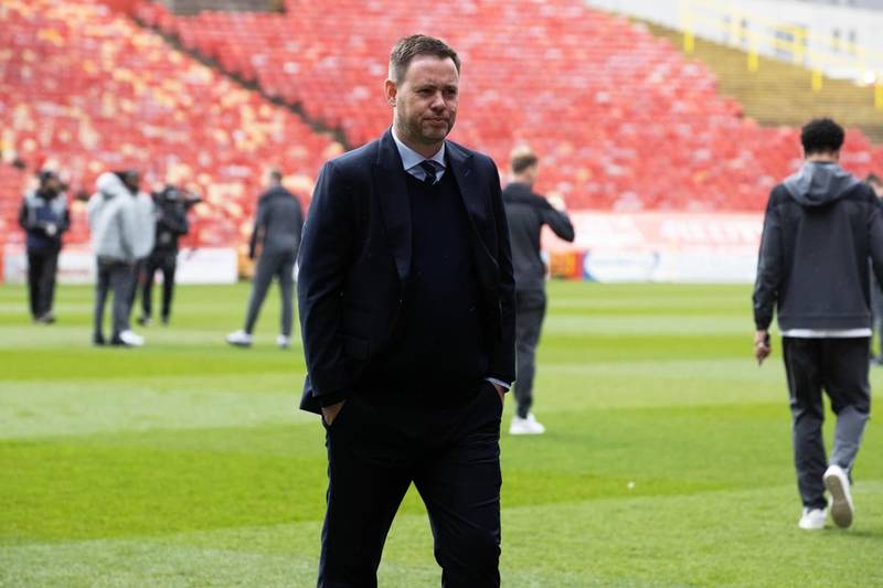 Ex-Celtic makes Rangers ‘massive egg on face’ claim over rivalry – as Chris Sutton gives Michael Beale praise