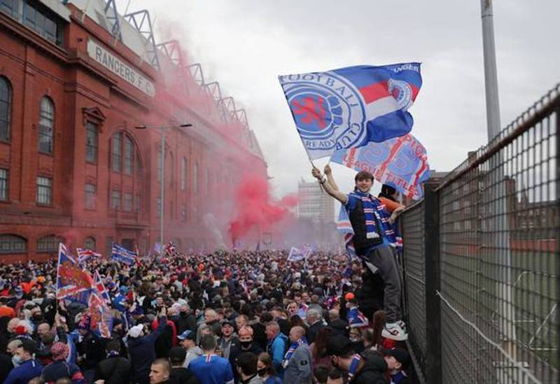 Rangers fans out of order as images emerge – ‘that is not right,’ says pundit